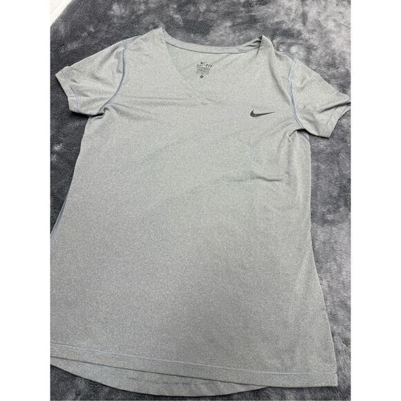 Grey Nike Dri-Fit Women’s XL top #gymwear - Picture 1 of 2